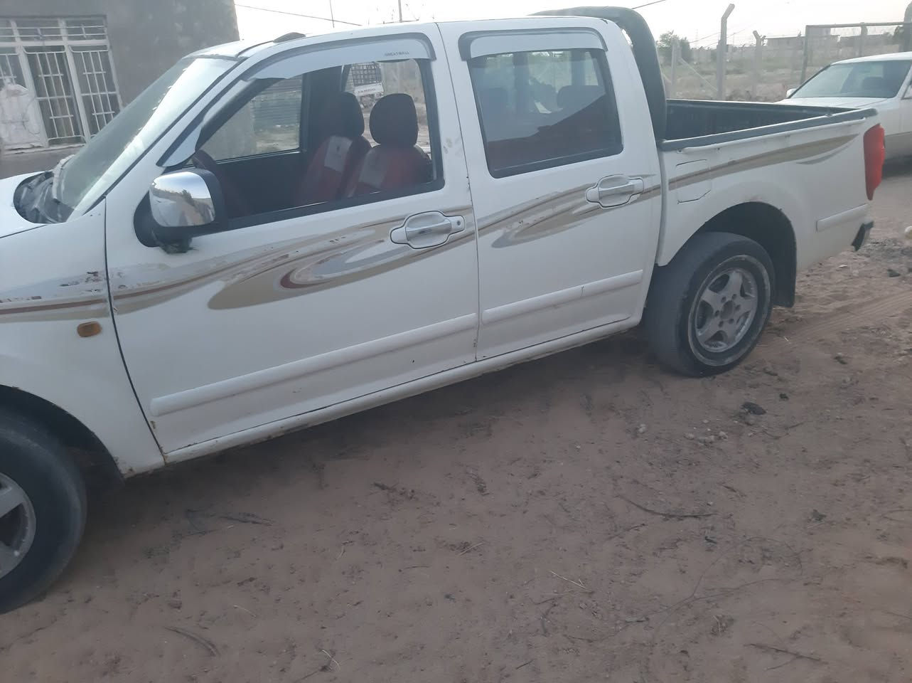 للبيع  كريت  موديل ١٣  السعر ٥٥   العنوان  نجف  رقم الهاتف ***********
