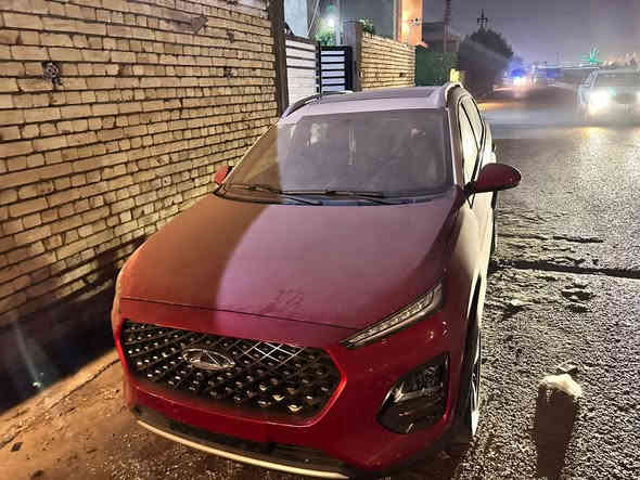 شيري تيگو 2 
موديل 2023 
فوووول مواصفات 
فتحة سقف 
داخل مطعم بالصاج 
شاشة كبيرة 
أشاير مري 
فتح ابواب ترحيب 
بصمة عدد 2 
كشنات جلد 
جامً كهرباء ⚡️ 
سيارة زيروووو يعني مماشية 
السعر 11.000
هـ ‭0790 168 6494‬
