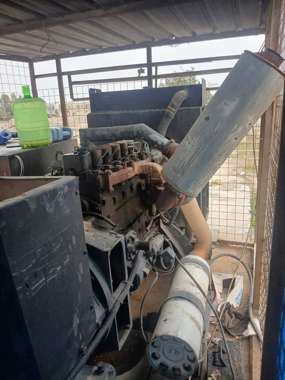 السلام عليكم مولد للبيع بيركنز  حجم ١١٢ يولد ٨٠ كيفي مكانه تكريت *********** المولد كامل شغال تجي اشوف بعينك 
شوف العين يبري الذمه
