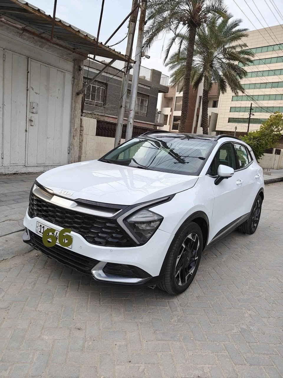 جمعه طيبه 
كيا سبورتج 2024 خليجي 
فول مواصفات نفس مواصفات جيتي 
مكفوله من كلشي 
ماشية 16  الف
رقم بغداد دولي باسمي تحويل مباشرة سنويه هزه جديد 
244 ورقه وبيها مجال 
اي استفسار رقم صاحب السياره 
***********
مكان بغداد كاظميه
