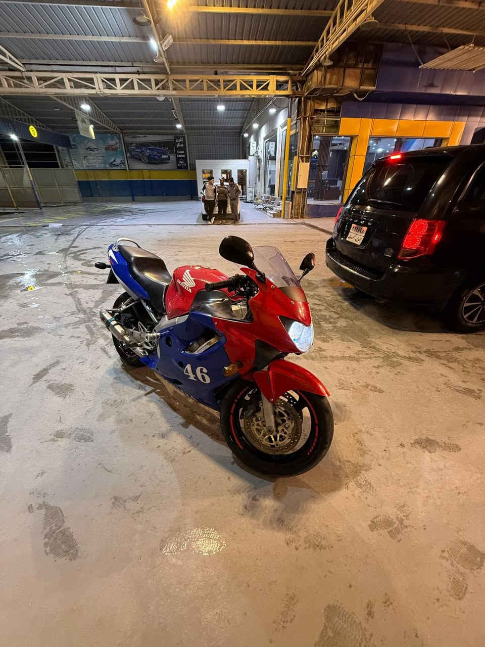 السلام عليكم للبيعf4افور كفاله عامه من لتاير لتاير لايت زنون كزوز رياضي تدفئه بليدات يدات رياضيه كهربائيات وضفيره شرط زلغ مابيها كلها فيشه بفيشه تايرات جلاتين زوج جدد دراجه رنبه نازله دراجه لاتخابرني تكلي شبيها مابيها مكفوله كير مكينه صفاره السعر ١٨ بيها مجال مستعجل عله بيع مكانها صلاح الدين تكريت رقم الهاتف ***********تصل ودلل
