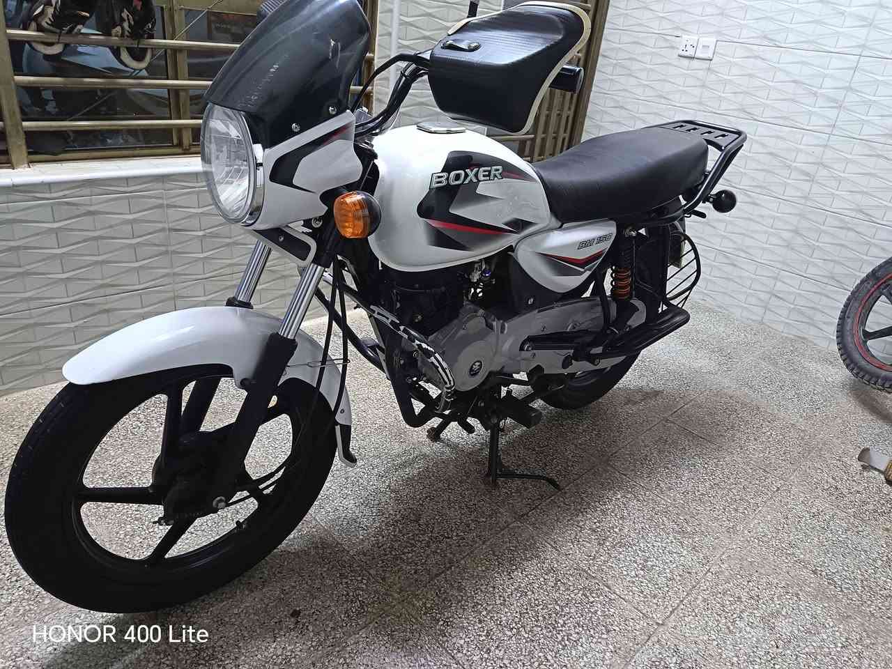 سلام عليكم2025
بوكسر رقم بغداد بسمي تحولي ثاني يوم مديل 2023طلع من معرض ب2025مكفوله كفاله عامه ماشيه 19600 نضيفه كلش *********** بغداد مدينه الصدر
