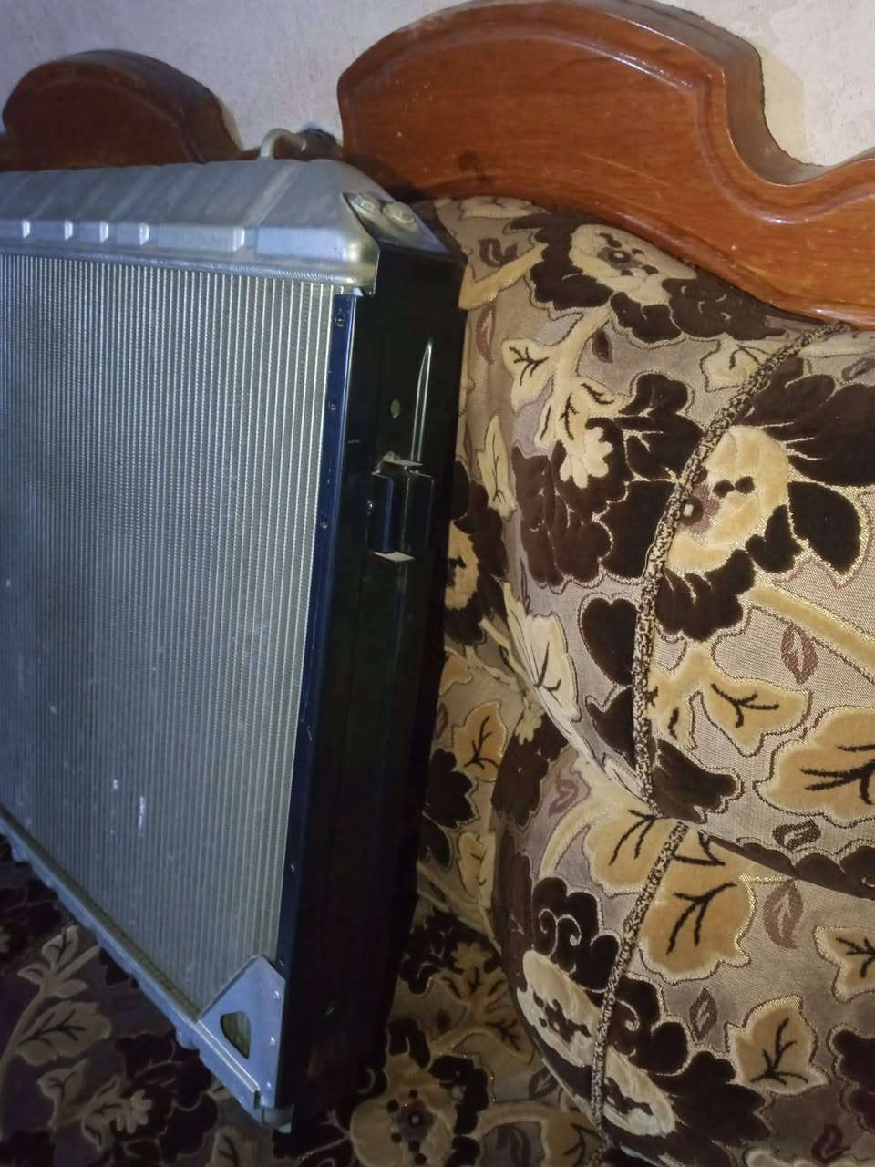 سلام عليكم غراض مال سكانيه 111
راديتر داينمو يوجد وياهن درع جديدات ما مستعملت
العنوان كربلاء الاتصال على الرقم 
***********

ا
