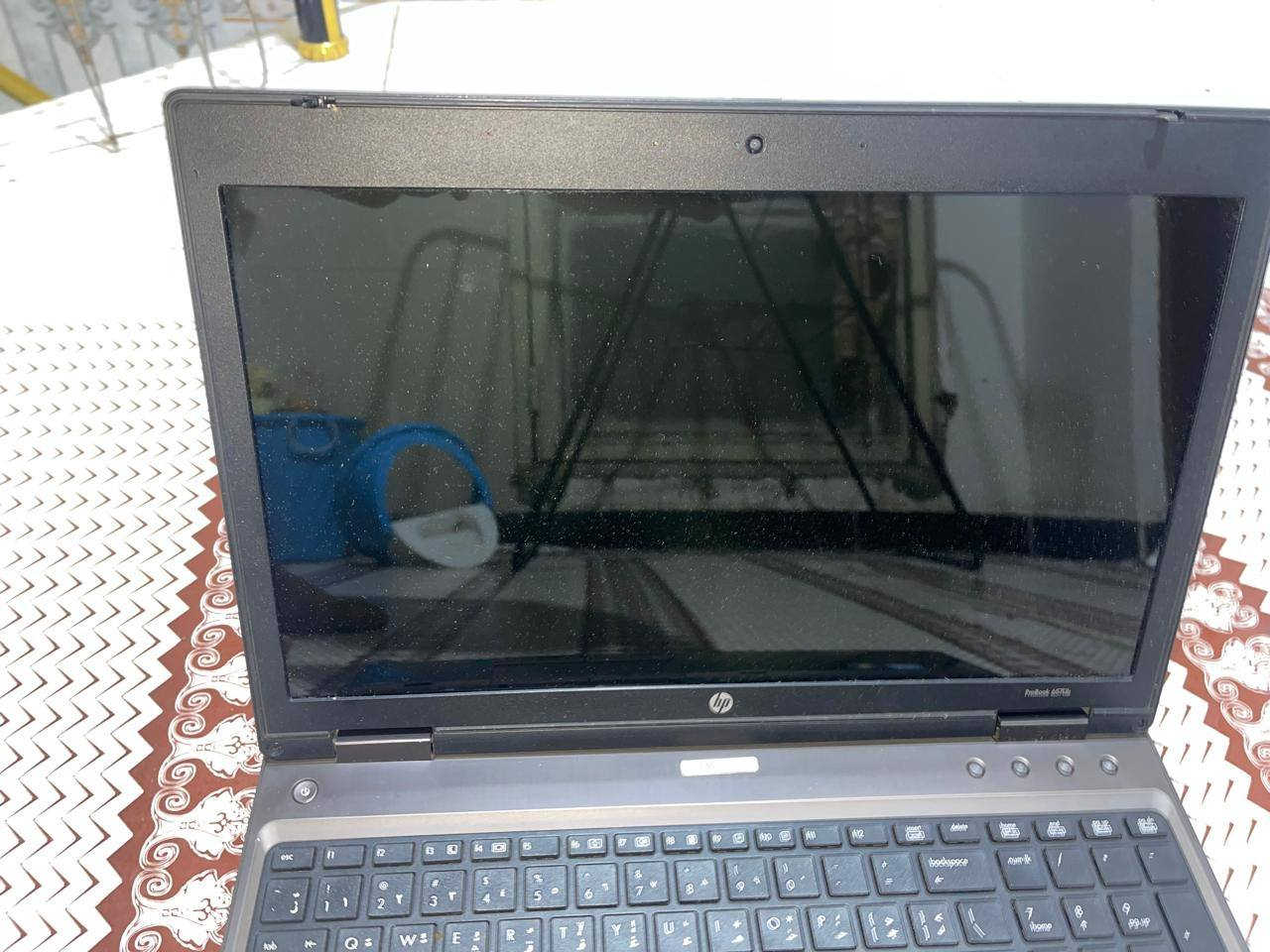 السلام عليكم
لابتوب hpللبيع جديد بس البطاريه عطلانه لان ما مستخدمه فترة 
يشغل جميع المواقع
كامل الملحقات 
سعرة 125وبي مجال للشراي 
مكاني البصرة جمعيه اسكان الموانئ 
للاستفسار 
***********
