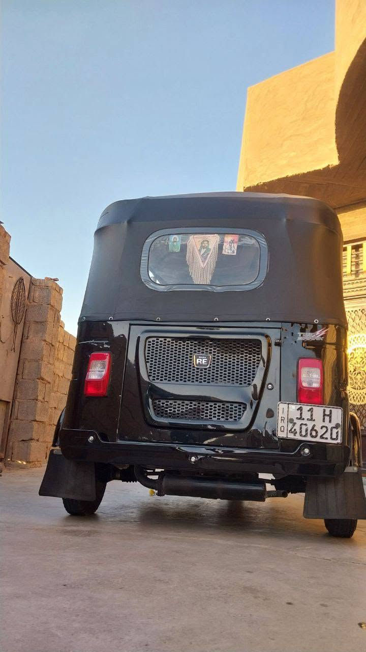 السلام عليكم تكتك ل البيع موديل 22 + شهر  11 رقم و سنويه ثاني يوم احولك بسمي تكتك  بيه طخه قليل خير من الله كامله المكان بغداد المدائن  ما متواجد فيس دك و بيك خير و تدلل ***********
