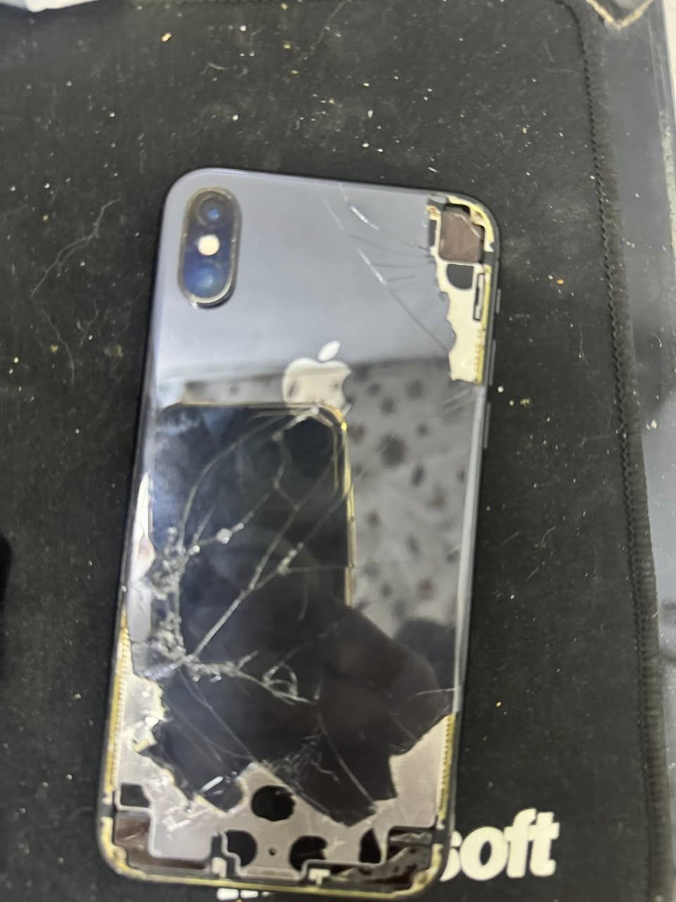 سلام عليكم ايفون اكس عادي مستبدل بطاريه كلش زينه ميصرف ابد استخدمه يمي وشوف كامرته تخبل كلشي شغال وكع وضهر انكسر وفيس ايدي وكف فقط ببجي 60 فريم دقه فول وسلاسه جربه وشوف مكان حله مركز السعر 110 وبيه مجال للشراي للاستفسار رقم وخاص ***********
