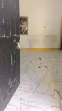 شقه ارضيه للبيع السيديه الضباط شارع المركز باب مشترك غرفه وصاله مطبخ ص...