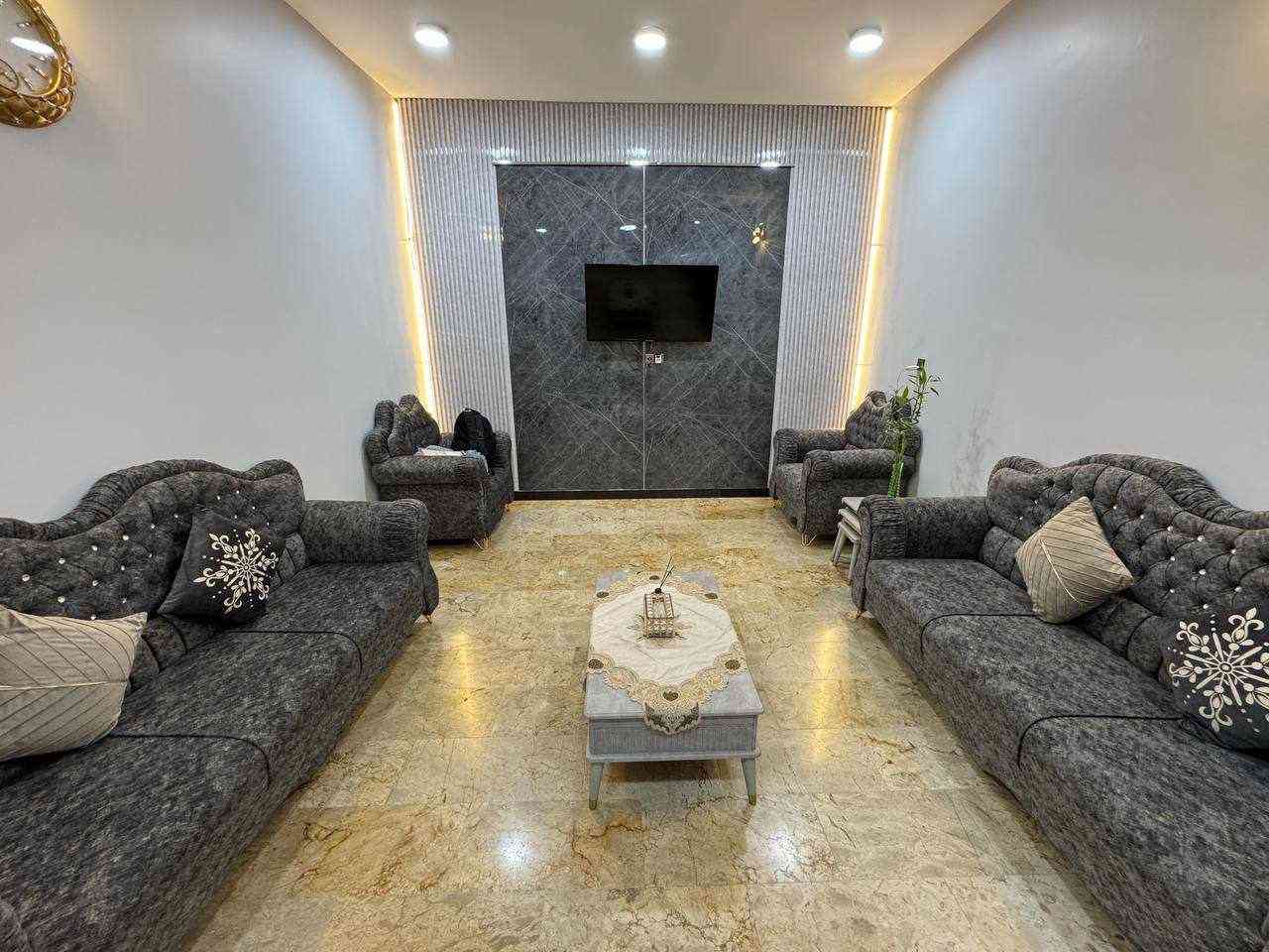 بيت للبيع

المساحه - 130 م
السعر  - 265
العنوان - الموحيه مقاطعه 40 قرب دار المسنين 
تفاصيل البناء - طابقين مسلح حديث 
ط1 - غرفه+صاله+استقبال+مطبخ+صحيات
ط2 - غرفه عدد3+صاله+صحيات

للمزيد من المعلومات يمكنكم التواصل معنا 
على صفحة الفيس بوك ( المثنى للعقار) 
او الاتصال على الرقم التالي 
*********** ابو سيف
للمزيد من العروض الدخول على الرابط
https://web.facebook.com/groups/353423759199621
او قناتنا على اليوتيوب
https://youtu.be/wNJnyaBvaoU ناصرية, ذي قار

