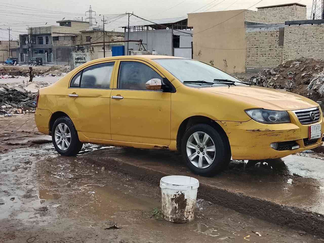 ليفان مديل 11 السكن بغداد مصفره من كلشي الشراي يتصل وبي خير ويداال/***********
