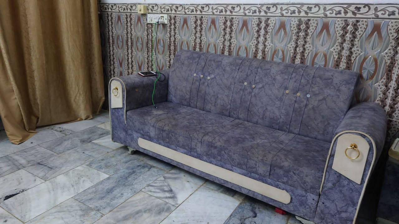 غراض للبيع كلمن وسعره مناسب


**إذا كنت صاحب هذا الإعلان وتريد حذفه لأي سبب، رجاءا أرسل رسالة إلى الدعم الفني**