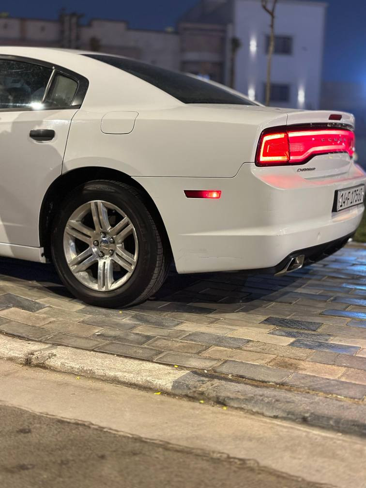 السلام عليكم
للبيع جارجر٢٠١١  مبدلة ٣ قطع بدون دواخل سيارة جاهزة كير مكينة حدادة تبريد ثلج رقم بصرة بأسمي تحويل ثاني يوم السعر 138 وبيها مجال
*********** البصرة, العراق
