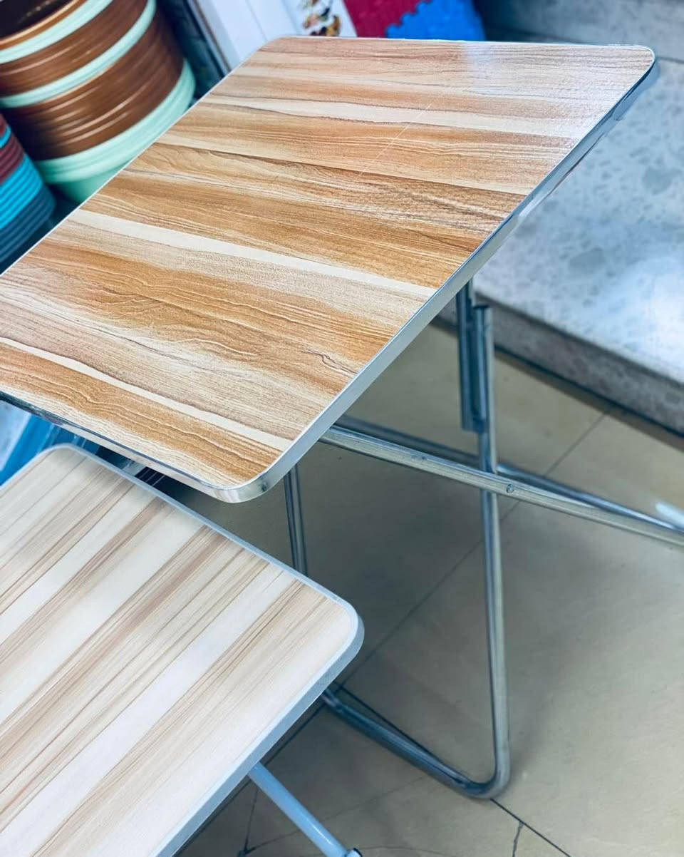 طاولة خشب وحديد قابل للطي عدد 2 
عرض 60 × 60 × 70 
يتوفر لدينا خدمة توصيل لجميع المحافظات 🚗 بغداد, العراق


**إذا كنت صاحب هذا الإعلان وتريد حذفه لأي سبب، رجاءا أرسل رسالة إلى الدعم الفني**