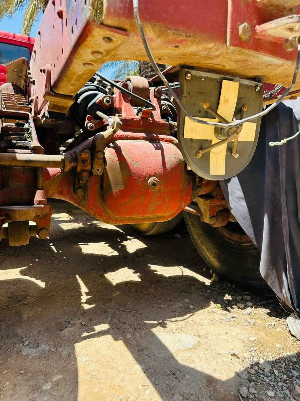 السلام عليكم لبيع البي 82 أصل رأس مكينه 10 كبر برميل 160 مجموعة جيف قماره 89 مكفوله  مكاني كربلاء ***********
