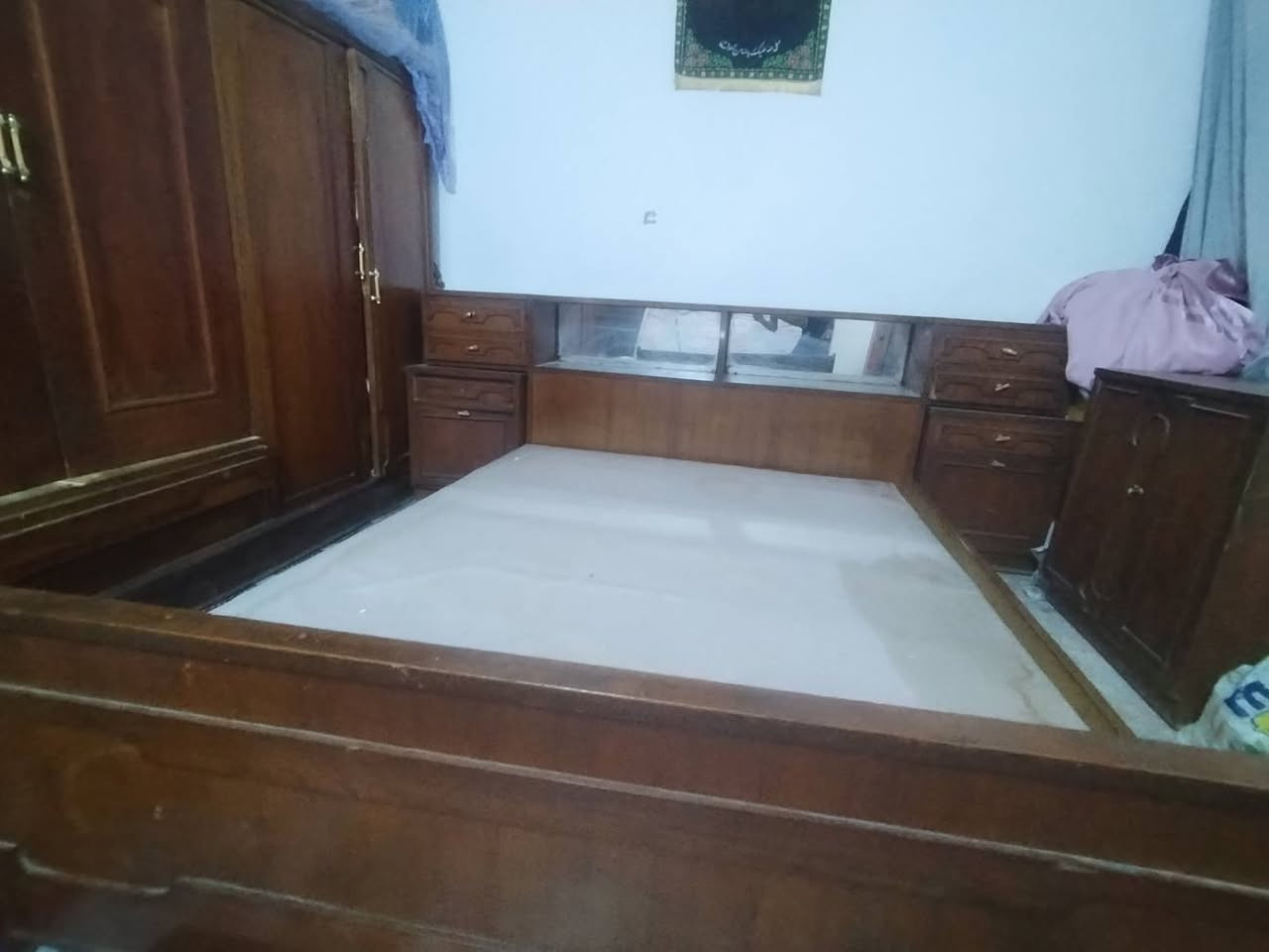 غرفت خشاب مستعمله  نظيف السعر 400 بيه مجال *********** عمارة, ميسان
