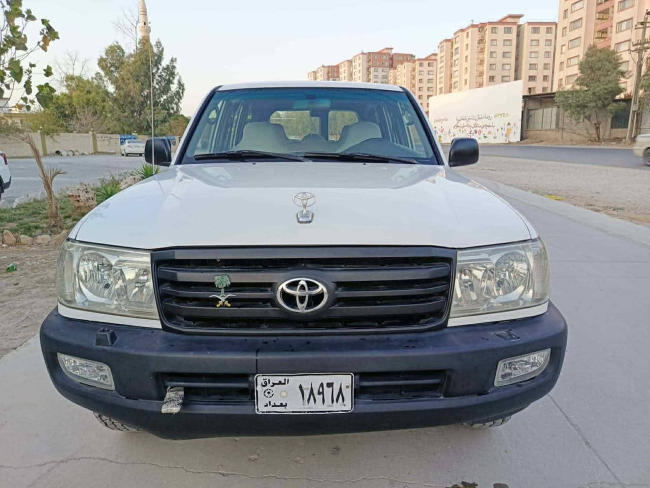 مۆنیکا 2001 سێ ڕوبع
ناوشین وگێڕ عادی،،،،
ئاڕمی پلاستیکی سلێمانی،ئەوەلیات،،غرامە هەمووی بەشەرت،،،،
گێڕ،مەکینە،دەبڵ گێڕ،،تەبرید،،تەبرید مەرکەزی،کارەبایی،،،هەمووی بەشەرت،،،چوار تایەو ویلی لۆکی حەجمی (16)لەژێردایە،،،،
هیچ لێدراوی نی یە،،،پەڵە پەڵە بۆیاغی هەیە وسۆنەری هەیە،،،،
سەیارەکە هی ماڵی خۆمەو جائیزە،،
سعری (122)گەڵاو معامەلە،،،،
گۆڕینەوە،،،فرۆشتن،،،
جوابی کۆمێنت و چات نادەمەوە
هی من نیە تێل بۆ خاوەنی بکەن 
***********
