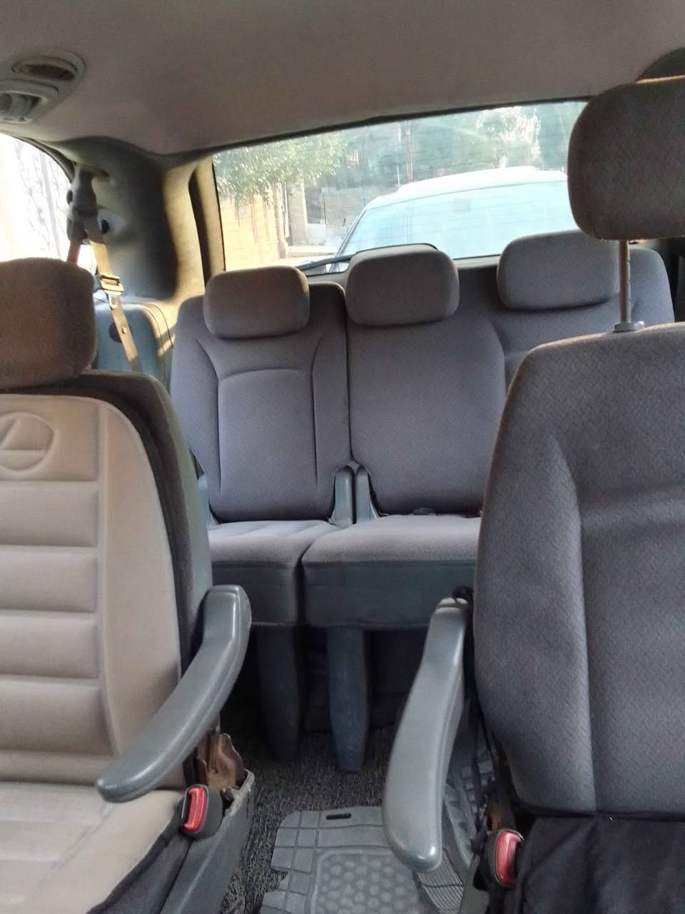 دوج كرفان 2007 محرك 3300 تبريد 3 قطع 
*********** موصل, نينوى
