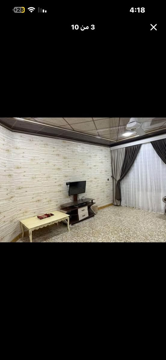 دار للبيع في حي الملائين الاولى قرب معمل الاخشاب مساحة 280 متر واجهة 11
طابقين يتكون الطابق الارضي من غرفتين نوم وصالة واستقبال ومطبخ حار وبارد وخدمات خارجيه وداخليه يتكون الطابق الثاني من غرفتين نوم وصالة وخدمات
بناء حديث
نظام دكتات
السعر 200مليون وبيها مجال💵

‏ للأستفسار التواصل معنا عبر الارقام
***********
***********
