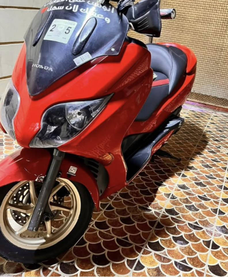 كير 7نمر 4 تحويلات
بصمه +سويج طوارئ

كمرك مدفوع أوراق كامله ( كتلوكات الشركه وياه )

ماشيه (50) ألف بانزين محسن ودهن امزويل

سعر 13$ونص وبيه مجال عنوان بغداد

الدراجة نظيفة 

ملاحضه ... ماتلكون مكمرك بهذا السعر


**إذا كنت صاحب هذا الإعلان وتريد حذفه لأي سبب، رجاءا أرسل رسالة إلى الدعم الفني**