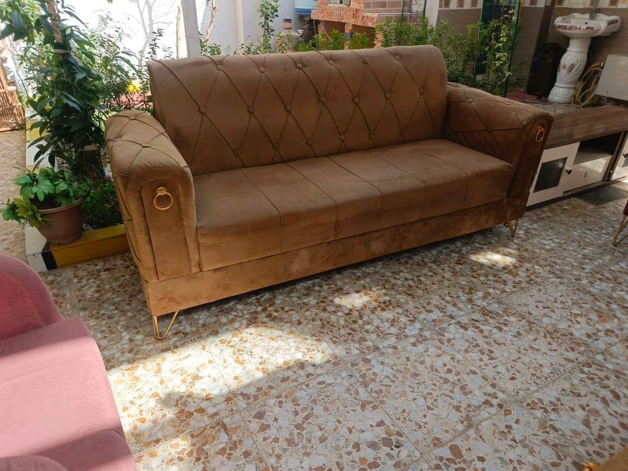 غراض لبيع المكان حي أور سبع قصور شارع ابو علي واتساب *********** اتصل واني بخدمتكم
