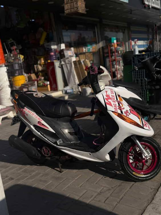 سلام عليكم ماكس ١٢٠ مزوعى تزويد فج صدر امامي برمبو اشاير مال ٤ لحية وترايش وكفر مال ٤ ويالة رياضي ستاند ncy  دبل خلفي رياضي مكينة بلادية دراجة مين متباوع مزودة قبغ فلاوين رياضي رقم ‏‪***********‬‏
