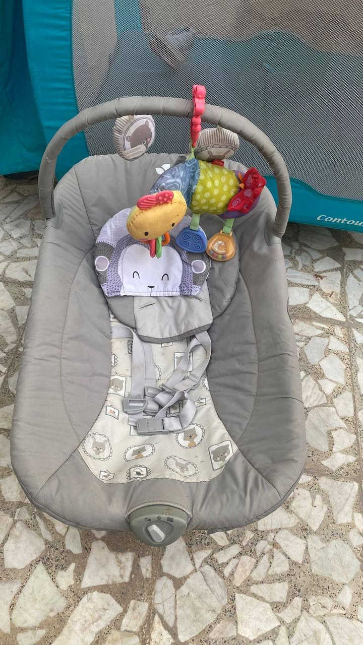 السلام عليكم اغراض للبيع اغراض نضيفات تجون وتشوفون بعينكم كاروك هوه او ملحقاته الكرسي سياره او هزاز طفل 👶 او غربي مال طفل اوتي جديد يخبل نجف حي السلام واتساب أو خاص ***********
