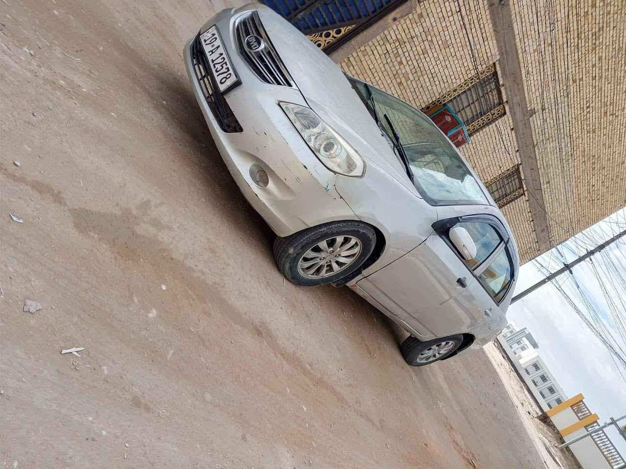 السلام عليكم بي واي دي للبيع موديل 2012 كفاله عامه من الضربه والتبديل والصبغ مواصفات السياره فول بصمه فتحه تشغيل عن بعد كير مكينه كفاله لا تنقيص لا تبخير تخم تاير حداديه تبريد ثلج  سنويه اله 30 هزه جديده العنوان كربلاء السعر.. 53..بيها مجال  تحويل مباشر رقم*********** الهاتف
