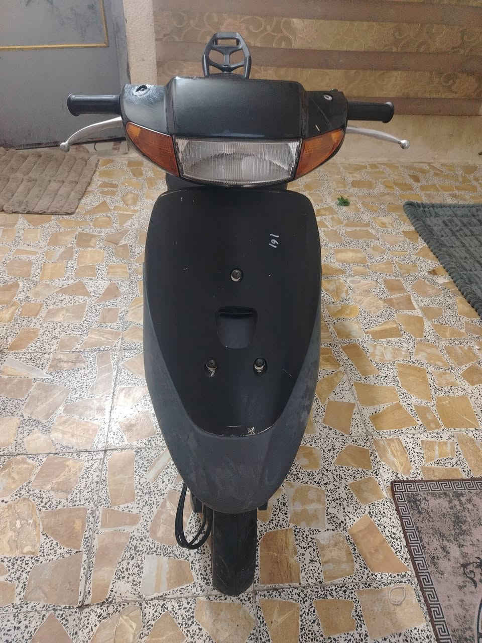 السلام عليكم دراجه للبيع ساسوكي مصطره دراجه نضيفه ما مفتوحه سلف هندر كهربائيات كلها ر سعره ٥٥٠ /***********
