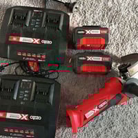 کل 100 الف : کوسرە + 2 البطاریه 4 امبر + 2 شاحینە الکبیر ،کل شغال واتس...