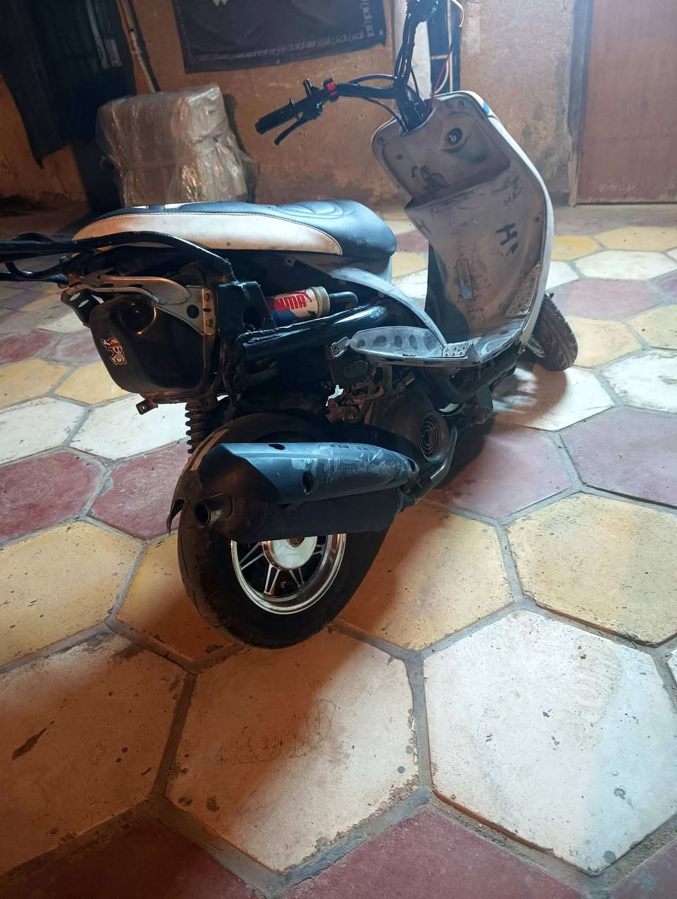 سلام عليكم للبيع ماكس قجمه دراجه جديده
صدر امامي جديد توه شديته ويلات باكيت 
الدراجه نگرنه سلف كهربائيات لايت نشره كله شغال 
مفتوحه ولفات فقط لا تبخير لاتنقيص 
مكاني كرنه بني منصور لموشراي لايراسل رجائن
السعر خاص


**إذا كنت صاحب هذا الإعلان وتريد حذفه لأي سبب، رجاءا أرسل رسالة إلى الدعم الفني**