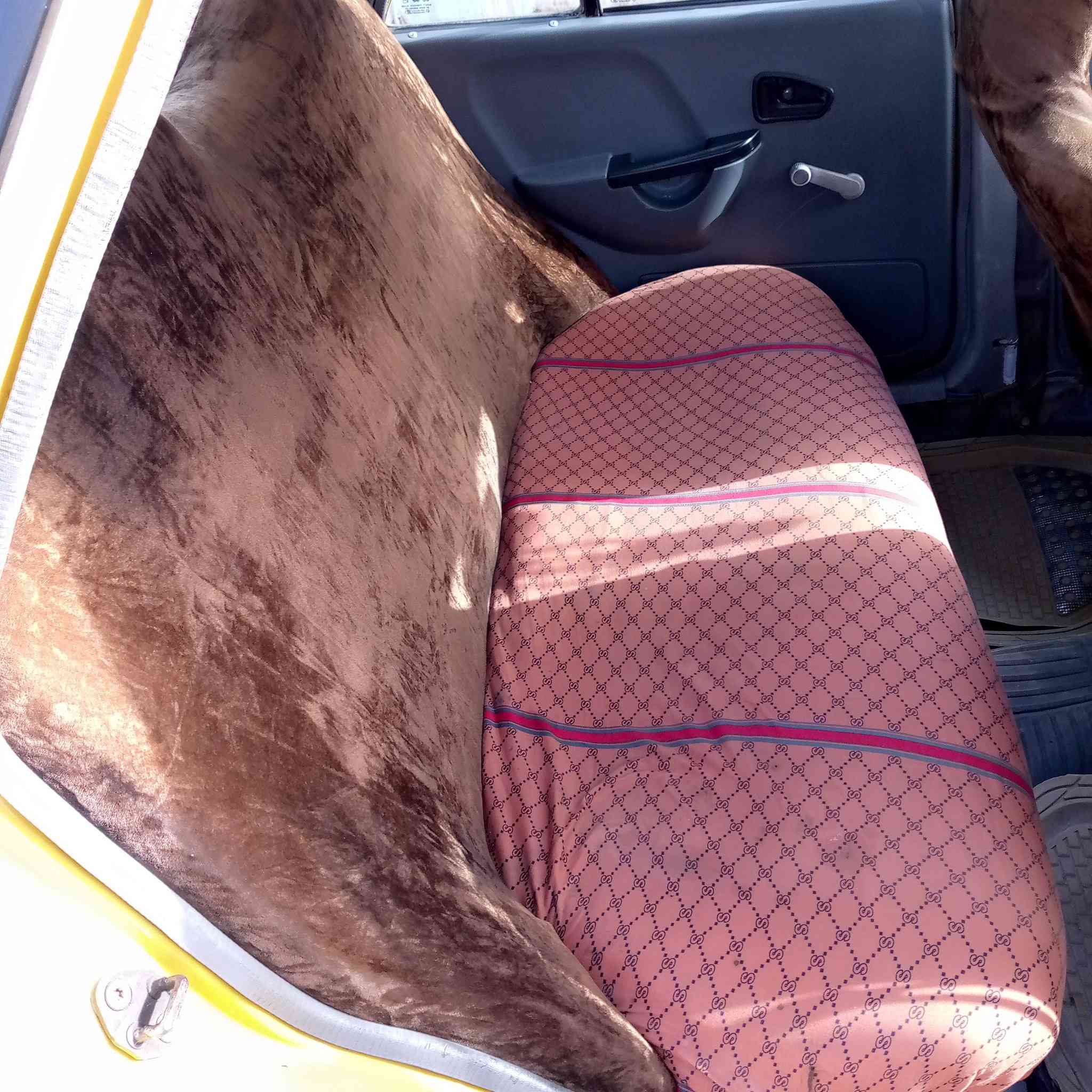 ياالله سايبا للبيع 2011رقم بغداد الدولي تحويل مباشر مشروع وطني مصفرة محرك وكير مكفول وشواصي مكفول غرفة حلوة تخم تاترات والباقي خير من الله السعر 24وبي شراي تصل على ***********
