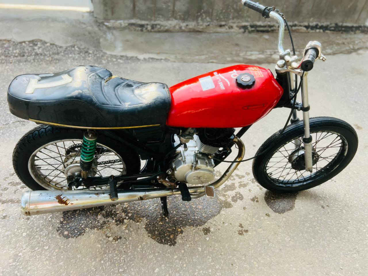 دراجه اربعه كير للبيع كلك لاتبخير ولاتنقيص مال شغل *********** السعر 225 وبيه مجال المكان النجف
