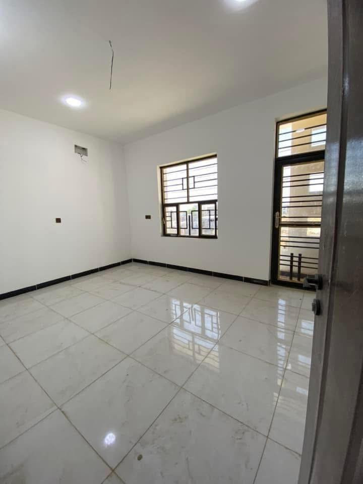 #دار_لليجار_مساحه_50متر_
يحتوي على 2غرف نوم +صاله+مطبخ+صحيات.عدد 2
📍العنوان بغداد الدوره مدخل البعيثه مجمع العدل الثاني 
الاستفسار ***********//
