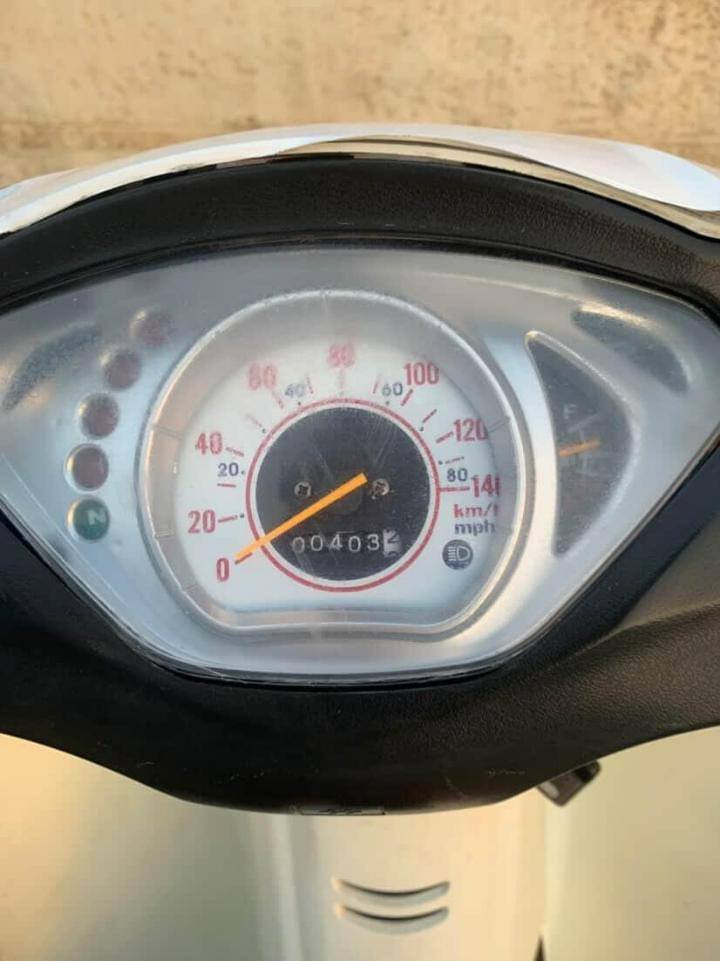 سلام عليكم سرفيز للبيع ماطور كله كوري
مكينته خرسه لا دخانه ولا صوت اشاير (لد) كهربائيات كلها شغاله عداد كيلو متر شغال موديل 2015 السعر (750) بي مجال بسيط حك الجيه *********** Mahde Mortda
