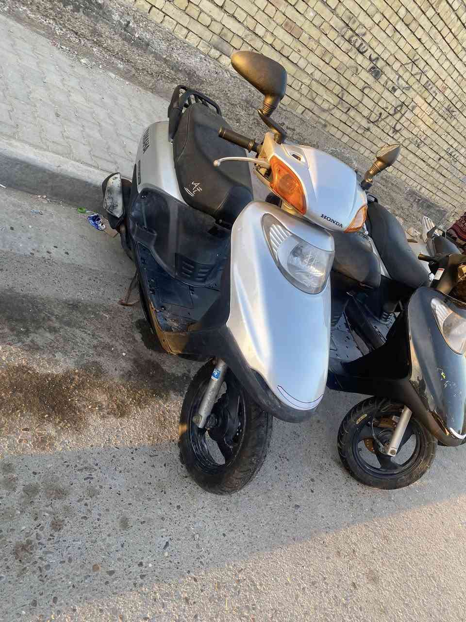 دراجات سبيسي العدد6 بيهن شغالات 3 والباقي طافي ابيع كله طافي كوم حديد ادوات فديو موضحه مرفقه مع صور بغداد البنوك مامتواجد عل فيس فقط تصال*********** شلع مابيع وحده  وسعر  جدنه مناسب
