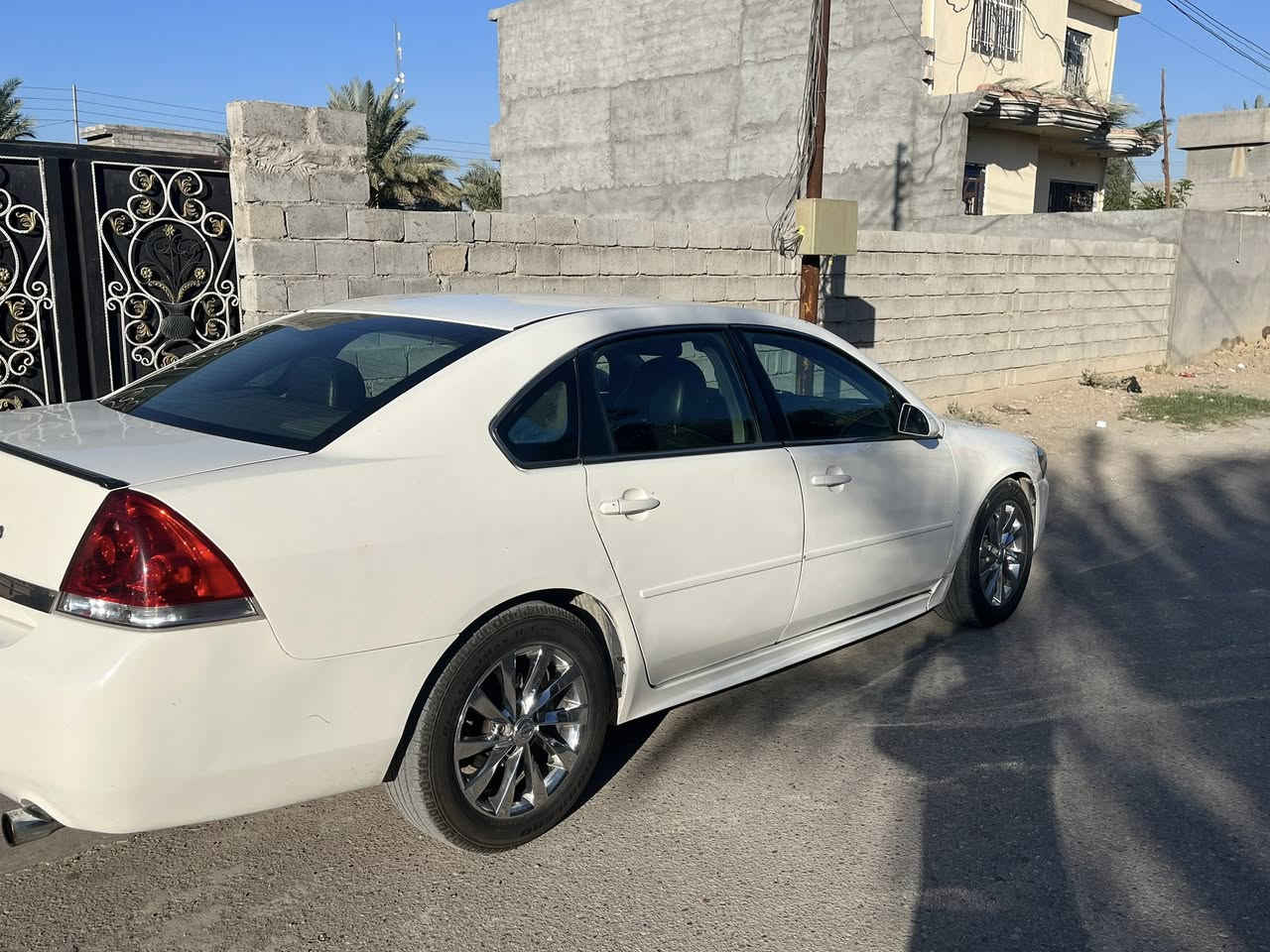 السلام عليكم
امبالا 2009 مكينه 3500 
مصبوغه عام 
رقمها بغداد 
كفاله كير ومكينه 
تدفئه وتبريد كله شغال 
السياره جاهزه مناقصها شي بلعافيه على الي تكون من صيبه 
مكانها ( ديالى المقداديه )
واتساب :***********
اتصال :***********
