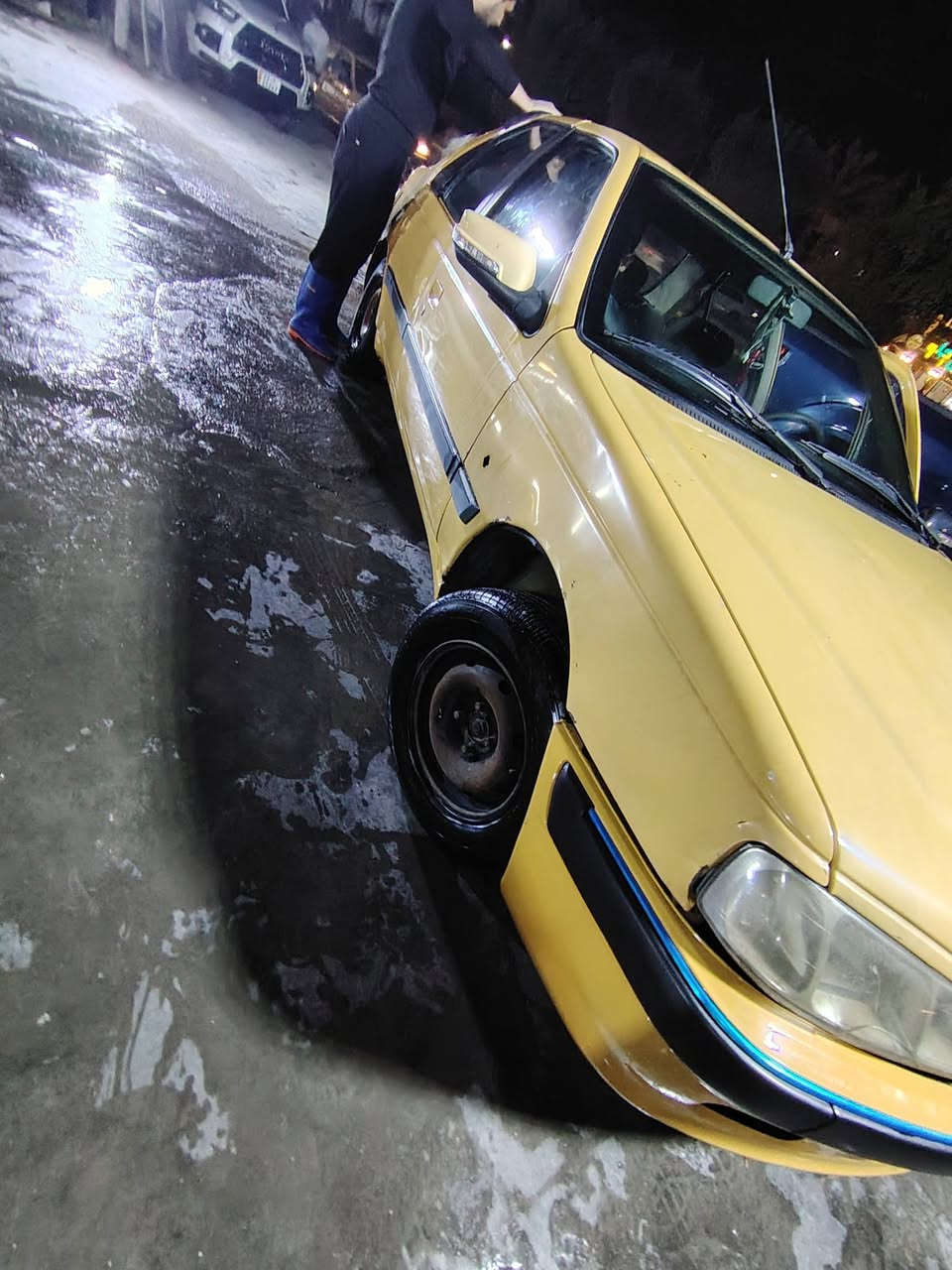 السلام عليكم بيجو بارص 2015 للبيع سياره نظيفه فوووووول ماناقصها شي تحتوي ع منظومه غاز️ للاستفسار ***********
