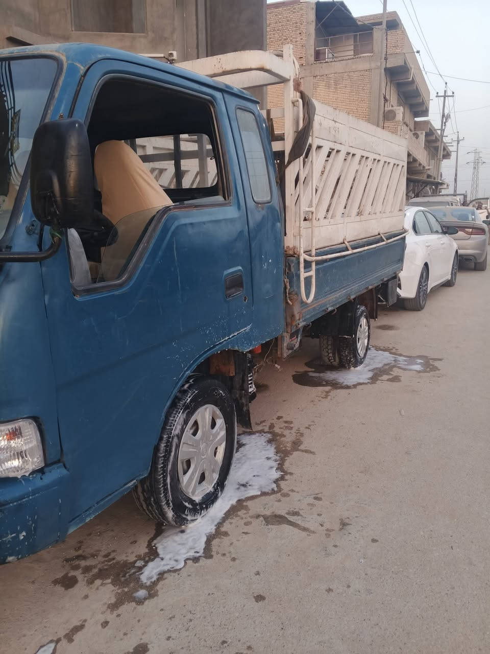 سلام عليكم كيه فونتيره البيع مكينه الفين وسبعميه جديده وكير جديد وحداديه وكسن مكفوالت والباقي شوف العين رقم الشاصي واضح السياره لوحاته بل مرور عوزه معامله رقم انبار راعيه بل ناصريه يسوي وكاله مكلف بل نشر ‏‪***********‬‏
