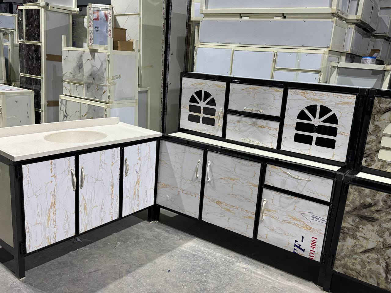 كاونتر قياس متر ونص
مع ملحق متر ونص
مع سنك مرمر مترو 20
سعر 200ويوجد توصيل جميع المحافظات


**إذا كنت صاحب هذا الإعلان وتريد حذفه لأي سبب، رجاءا أرسل رسالة إلى الدعم الفني**