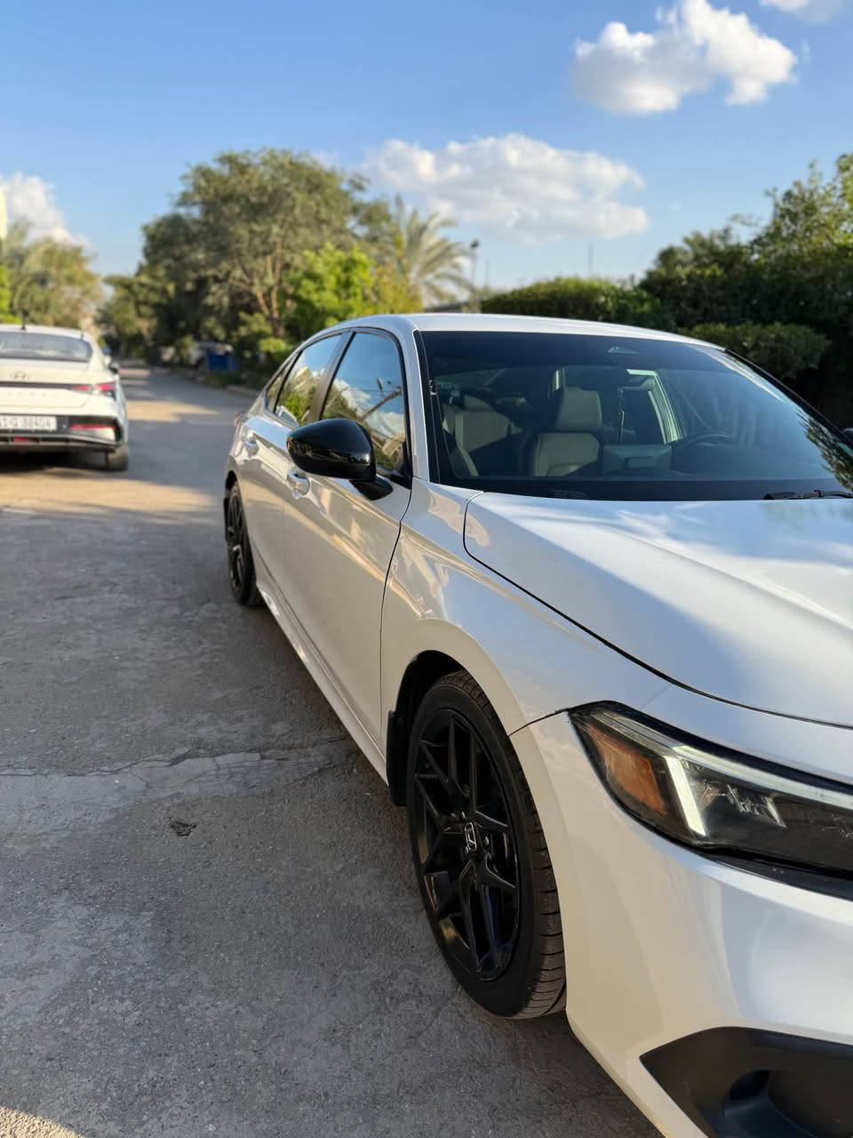 موديل 2023
مكينة 2000 بدون تيربو ماشية 38000 ميل 
بصمة - تشغيل عن بعد 
شاشة - كامرة - ابل كار بلي 
3 مود للسياقة نورمال - سبورت - ايكو 
بريك هولد - هاند بريك دكمة 
 رادار امامي 
توقف ذاتي 
خروج عن المسار 
زينون بلادي
حادث السيارة بنيد صبغ و الصندوك صبغ بدون ايرباك 
راديترات السيارة بلادية و الماصدا بلادية 
بيها طخة بالشاصي الخلفي من يم البراكيت بدايته بدون تصليح او لحيم او كص باقيه على وضعيتها و مابيها اي تأثير على اي شي بالسيارة و عندي صورة اله
باب السايق كلير امريكا 
رقم السيارة اربيل بأسمي سنوية لحد 2030 و الهزة بشهر 9 يلا تخلص 
السعر 142 و بي مجال
بغداد الاعضمية 
*********** بغداد, العراق
