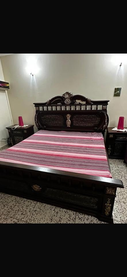 غرفة نوم تركية ماركة استقبال تكمة جدا جدا بدون اي اضرار بغداد حي الجامعة ***********  متوفرة فديو والتفاصيل للجادين فقط تواصل واتس اب
