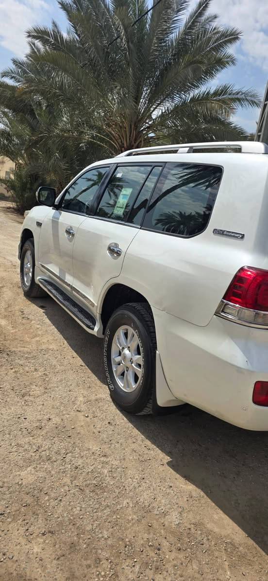 السلام عليكم
ماشيه 172

ستينية فول مواصفات 2011

رقم شمالي الجديد أنكليزي الدولي باسمي 

كفاله عامه من ضربه /وصبغ /وتبديل 

مواصفات GXR.i 

فتحة سلايت رؤف 

محرك 6سلندر وضع شركة 

بصمه + بصمه ابواب 

.7راكب                     

ثلاث قطع تبريد 

كشنات جلد 

كرسي كهرباء 

٨ ايرباك

تحكمات ستيرن 

فور ويل  

دشبول ليزري 

عتب ليزري 

ثلاجة 🧊

كامرة خلفيه

دفلوك ونضام زحف 

لايت زنون اصل 

لد آمامي

اشاير بلمري 

اشاير بلجاملغ

حساس امامي خلفي 

مكينة كفاله عامه لاتبخير لاتنقيص ولاصوت 

كير وضع الشركه مكفول كفاله عامه 

السيارة مكفوله كفاله عامه ع وضع الشركه

السعر (330)) بيع مستعجل

مكاني بابل المدحتيه  // للاتصال // ***********
