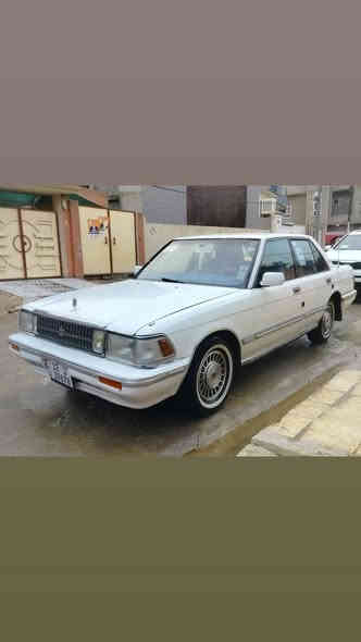 اسلام عليكم سيدان البيع موديل 1990 السياره صباغ حزام شرط جماليه طخم تايرت طخم امامي السباره رغم انكليزي  هزه جديده  اني الشرعي دخل نضيف  مكن الموصل الايمن  السعر 45بيه مجال اتصل على الرقم ***********/***********
