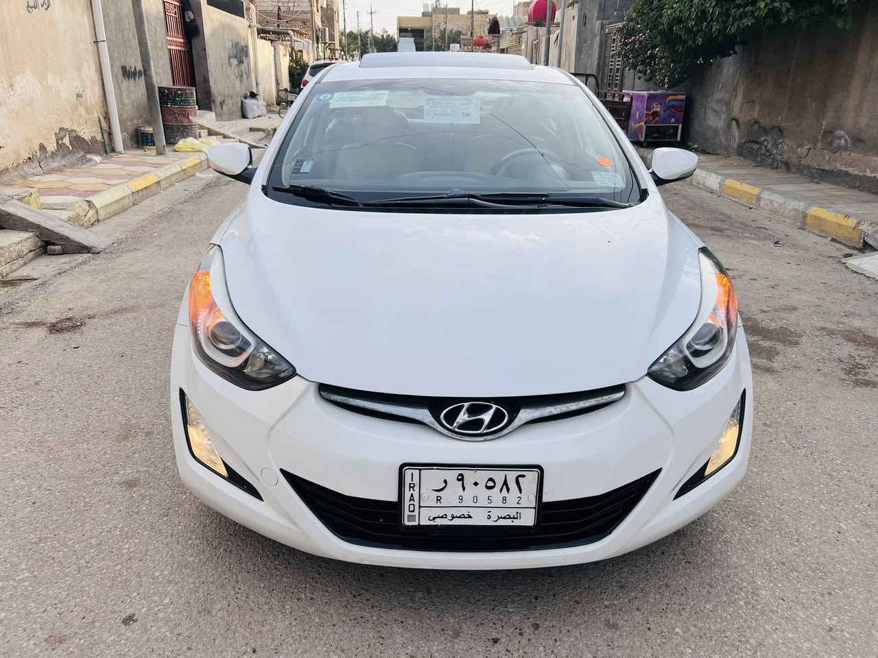 اللهم صل على محمد وال محمد 
السلام عليكم ورحمه الله وبركاته 
النترا 2015 خليجي فول مواصفات ماشيه 148 الف حقيقي السياره استخدام شخصي على ايد وحده رقم بصره تحويل مشروع وطني سنويه لغايه 2028 السياره مكفوله من الضربه والتبديل والفتح بيه رش خفيف مقدمه البنيد فقط والباقي مكفول محرك 1800 دووش مامفتوح شرط جاهزه السياره من كلشي مكينه وكير شرط الفحص حداديه 100/100 تبريد ثلج تدفئه تخم تاير جديد السياره احلى من الصور بيه تراي وقياده تخبل مواصفات فتحه سلايد روف شاشه ايباد كامره دواره كشنات جلد دواخل بيجي مرايه شفط اشاره بالمرايه حساس لاقط تحكم بالستيرن يدات نيكل ويل كب نجده مكان السياره الناصرية السعر 126 للاستفسار ***********
