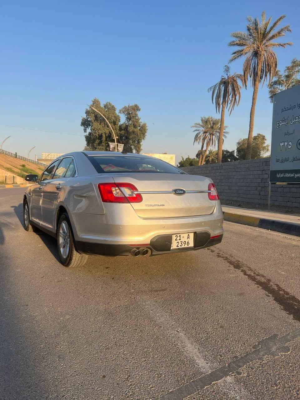 توروس موديل ٢٠١٠ وارد أمريكي داخله كلين بالعراق صار بيه ضربه خفيفه من الخلف بالدعاميه وشخط خفيف بالابواب سياره نضيفه جدا مكينه مفتوحه لغرض تبديل الواتر بمب تدفئه تبريد كله بشرط رقم سليمانيه بسمي مكينه وكير بشرط حداديه نظيفه مكاني بعقوبه المركز السعر ١٠٥ تليفون ***********
