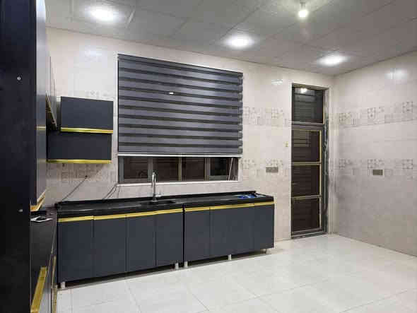 🏠 / دار للبيع مساحه ٢٠٠ م طابو صرف
مطلوب اسكان (48مليون) 
                   واجهه ١٠ م / نزال ٢٠ م 

🧱 بناء حديث درجه أولى 
الدار فارغ تسليم مباشر للمشتري 

الطابق الاول/ مطبخ . أستقبال . هول . غرفتين . مجمع صحيات . كراج . صحيات خارجيه 

الطابق الثاني/ غرفتين . هول . مجمع صحيات 

🌍 الموقع / شارع ٨٠ خلف مدرسة زهور بابل محيزم الثانيه       ( بالوسط بين شارع ٨٠ وشارع ١٠٠ )

للأستفسار أكثر مراجعة مكتب 
عقارات ديباج 
***********
