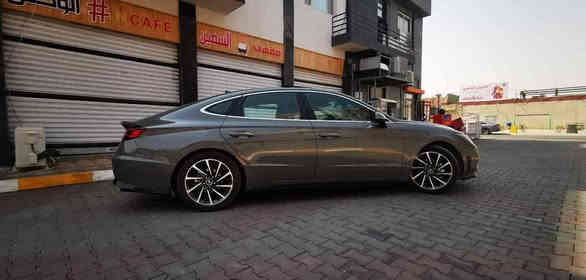 ياآلـلـه 
للمراوس بيك اب رام فورد سلفرادو موديل 16 وفوك ويفضل 8 سلندر مومهم الصبغ اهم شي كاعده 
الحلوه للبيع : هونداي سوناتا 2022 فئة LIMITED فول مواصفات سياره من 2022 ع ايدنه شخص وآحـد 

•الضرر : بيه قطع صبغ اثر طخات بلجاملغات بدون ايرباككك ولا دواخل  لون مميز سموك سمنتي 

•الرقم : مرقم بغداد حرة بسمنه شرط تحويل 
•المواصفات :
▪️المحرك: 1.6L توربو (اربعة سلندر)
▪️العداد : 50 الف كيلو حقيقي مو مايل 
▪️حجم الويل: ويل كب حجم 18 مع طقم تايرات بحالة ممتازة
▪️لايتات زينون اصل مع حاجب LED مع اشارة LED
▪️بصمات عدد 2 للأبواب مع بصمة تشغيل
▪️عداد ليزري داتاشو على الزجاجة الامامية
▪️قمارة بانوراما
▪️نظام 5 كامرات
▪️رادار امامي مانع تصادم
▪️حساس امامي
▪️حساس خلفي
▪️رادار جانبي (نقاط عمياء) بالمرايا الجانبية
▪️شاحن لاسلكي
▪️گير شفتر بالستيرن للتحكم بالگير العادي
▪️اشاير بالمرايا الجانبية
▪️كامرة خلفية دوارة اصل مع الستيرن
▪️شاشة الدشبول حجم كبير للتحكم بأيعازات السيارة + كار بلي + أندرويد اوتو
▪️كشنات السيارة جلد اسود اصل
▪️گشن ذاكرة (خزن ميموري) لكرسي السائق
▪️تحكم فول كهرباء لكرسي السائق والراكب
▪️تدفئة وتبريد للگشنات الأمامية
▪️تبريد قطعتين امامي وخلفي
▪️گير لمس
▪️نظام تحريك ورگن السيارة عن بعد من خلال البصمة
▪️خمسة وضعيات للقيادة
▪️تشغيل عن بعد
▪️سستم صوت BOSE بواقع 12 سماعة في المركبة
▪️سايد بريك دگمة
▪️تحكم ستيرن جهتين بلوتوث وحاكية وكروس سرعة وتحكم صوت 
▪️نظام ABS مانع انزلاق
 عرضيه ب 165 ورقه فقط 
▪️ ، جديدة وبوضع الشركة مكان سياره بغداد كرخ
الاتصال ع رقم ***********
او *********** واتساب
