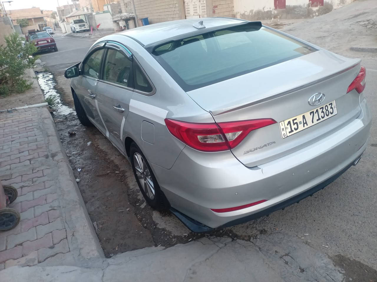 السلام عليكم سوناتةموديل ١٦واردامريكي مكفولةكفالةعامة جاهزة محرك 2400 جي دي اي بيه باردشبرين الباب الخلفي مكانهةالانبار خمسةكيلوة هاتف *********** السعر ١٣٠ وبيهةحك الجية
