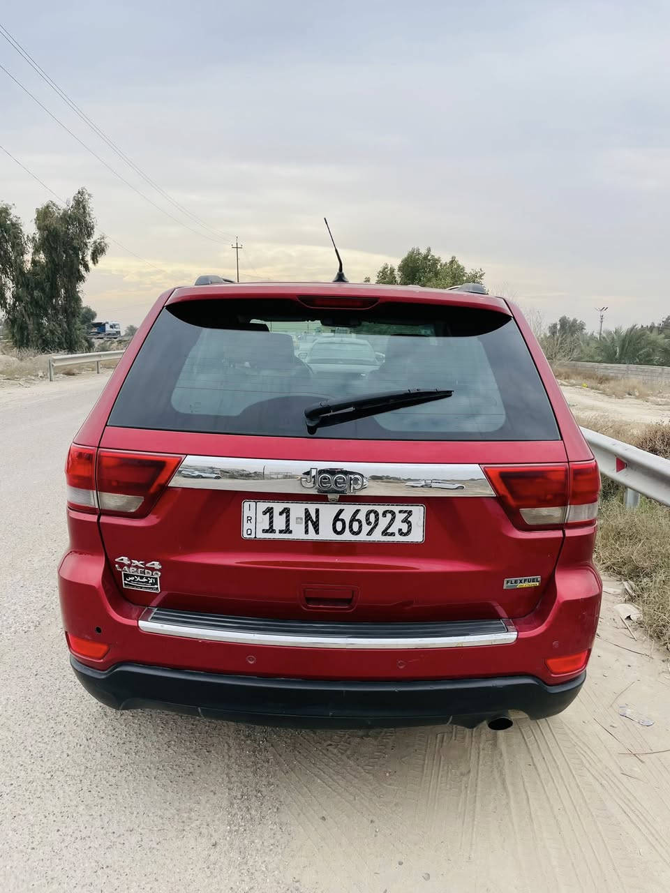 السلام عليكم 
بيع او مراوس 
جيب 2011 بغداد بأسمي 
ماشيه 130 
محرك 6 
جاهزه بدون نقص 
بيها صبغ قطعتين فقط باب السايق والخلفي  
مكان السياره بغداد 
السعر 148 
***********
