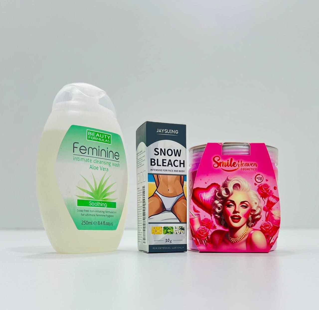 منتجات للعناية بالمناطق الحساسة 
غسول نسائي للمنطقة الحميمة من بيوتي فورميولاس (Beauty Formulas Feminine Intimate Cleansing Wash Aloe Vera):
غسول منظف للمناطق الحساسة بتركيبة ملطفة بخلاصة الألوفيرا. 
يأتي بحجم 250 مل. 
كريم جايسوينج سنو بليتش المكثف للوجه والجسم (Jaysuing Snow Bleach Intensive For Face and Body):
كريم تفتيح مكثف مصمم للوجه والجسم، ويستهدف المناطق الحساسة مثل الركبتين والإبطين والرقبة والمرفقين ومنطقة البيكيني والأرداف. 
يساعد على تفتيح البقع الداكنة والتصبغات وتوحيد لون البشرة. 
يتميز بتركيبته التي ترطب وتغذي البشرة. 
كريم تفتيح "سمايل هيفن كوزمتكس" (Smile Heaven Cosmetics Whitening Cream):
كريم مبيض مناطق حساسة  ومورد ومعطر مخمرية جسم حلة, بابل


**إذا كنت صاحب هذا الإعلان وتريد حذفه لأي سبب، رجاءا أرسل رسالة إلى الدعم الفني**