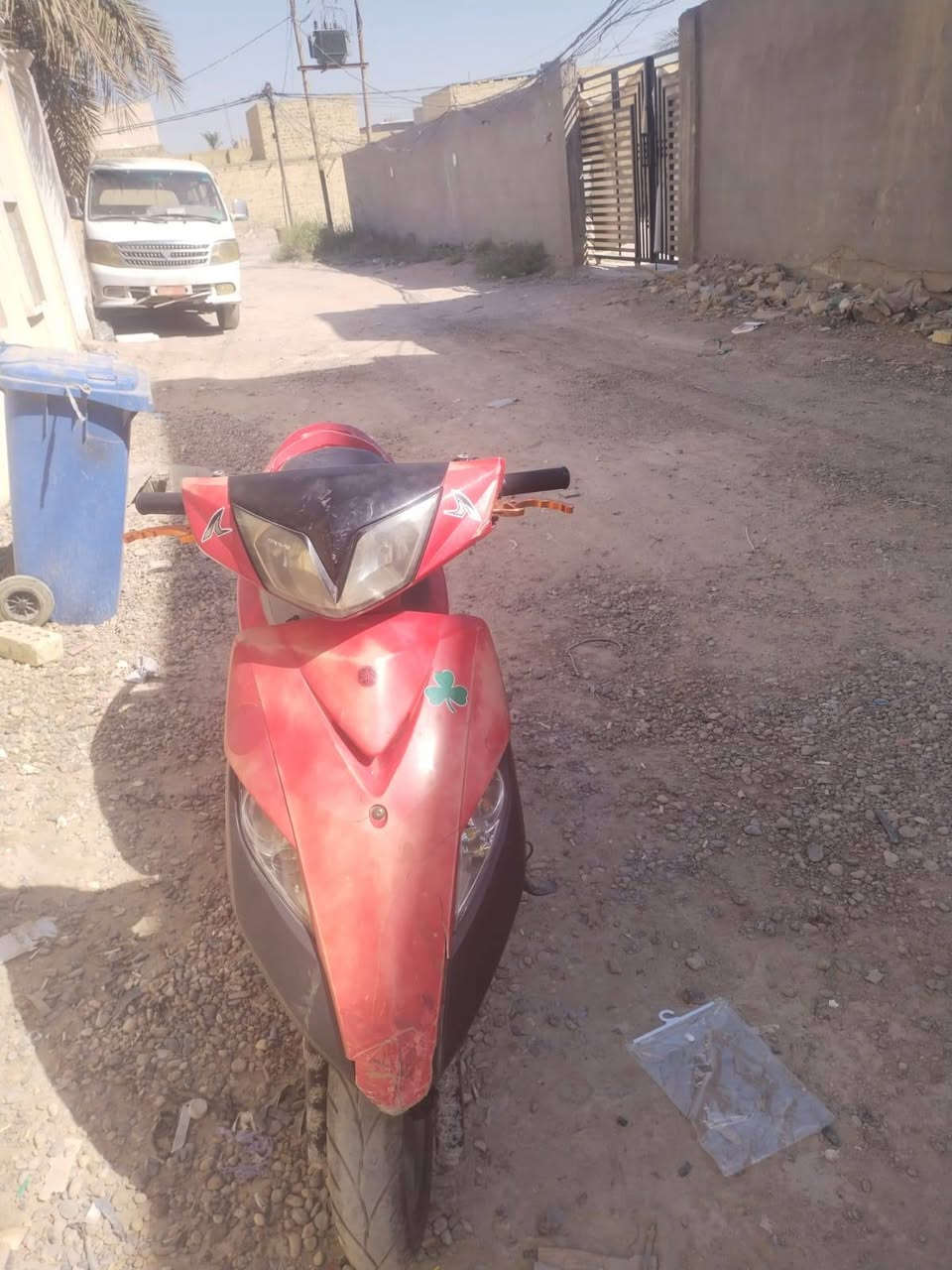 للبيع ب٤٠٠ وبيه مجال ينرادلها فلاوين فقط تاخذها طافيه اكفلك نضوح وتبهير واكسل ***********
